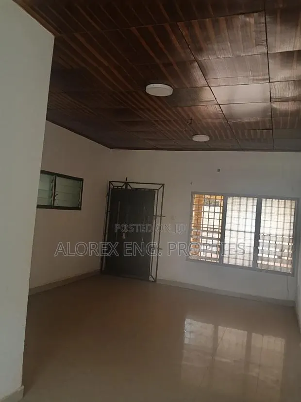 3bdrm House in Self Compound, Frafraha for rent · Photo 8