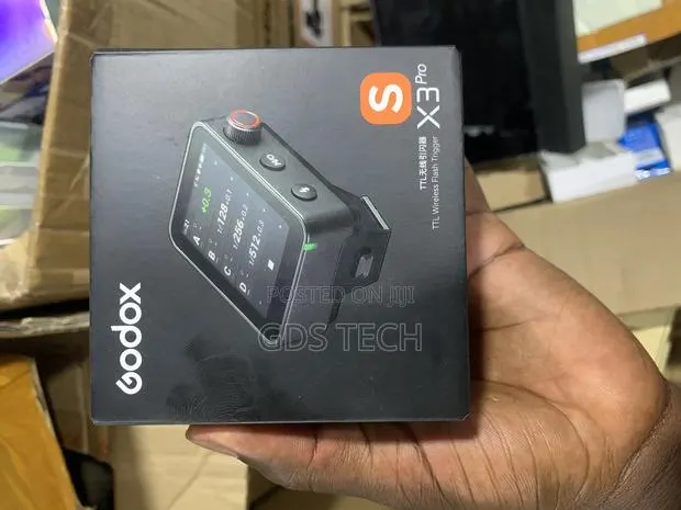 Godox X3pro S Touchscreen TTL Wireless Flash Trigger for Sony · Photo 1
