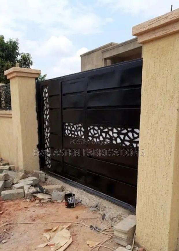 Modern Laser-Cut Sliding Security Gate (Custom Metal Design) · Photo 1