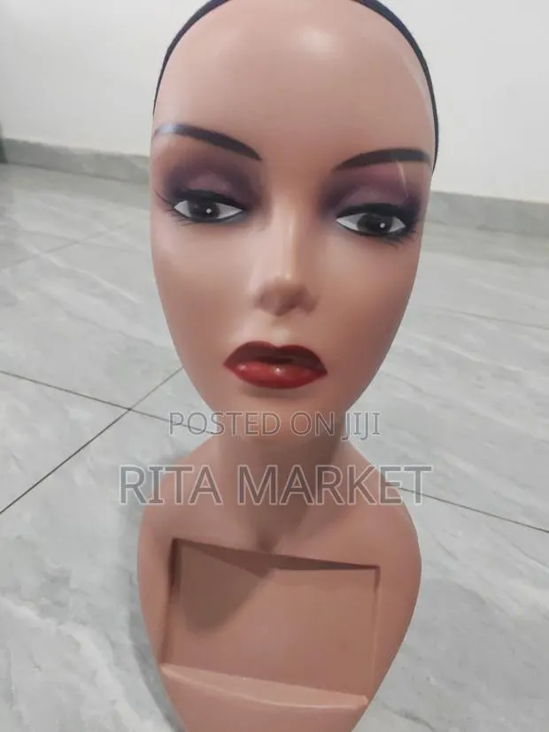 Mannequin Head · Photo 1