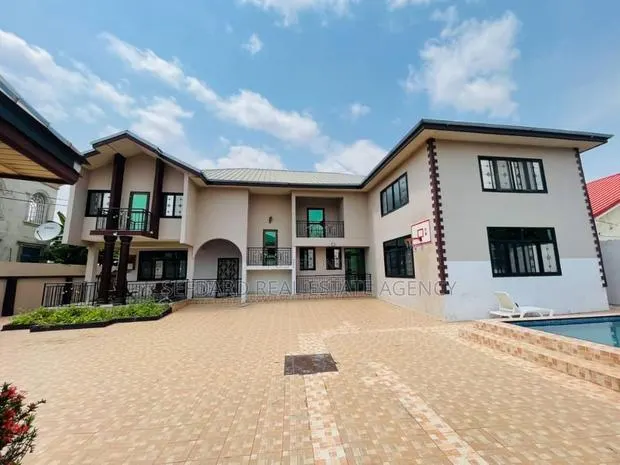 7bdrm Mansion in East Legon for sale · Photo 1