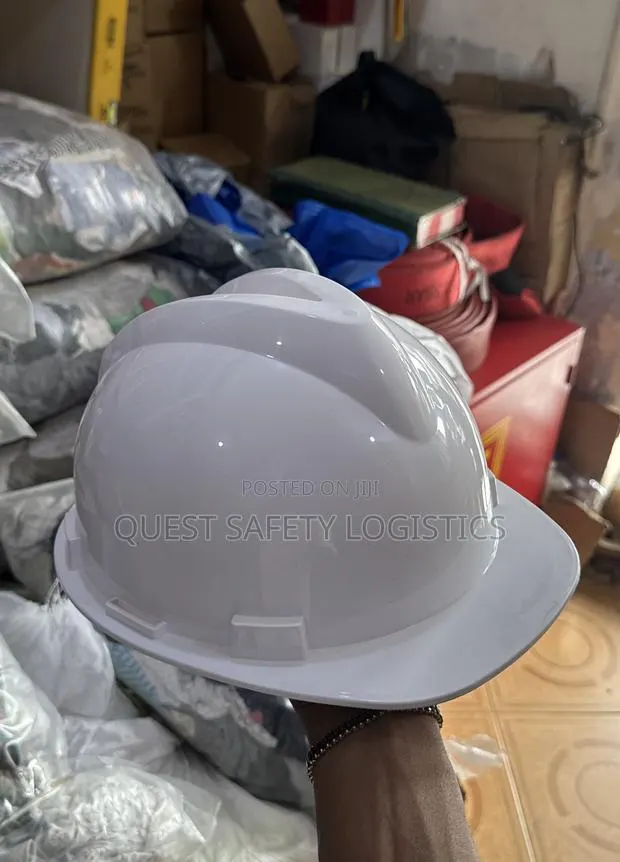 V Guard Safety Helmet · Photo 1