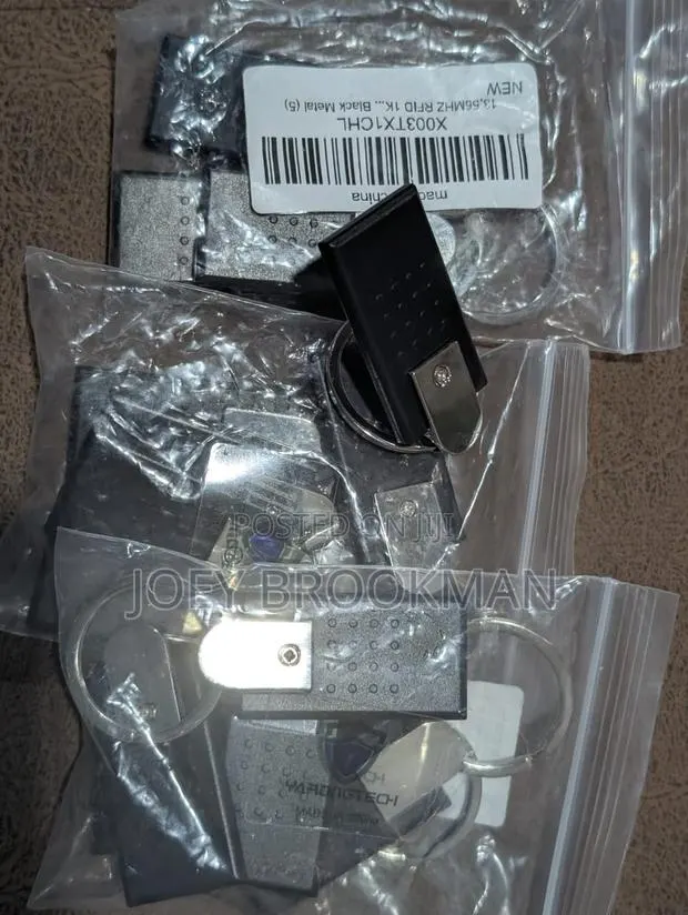 13.56MHZ RFID 1K Key Fob RFID Access Tag Black Metal · Photo 1
