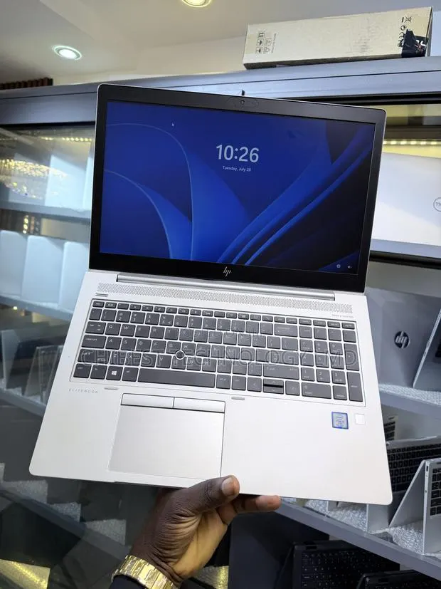 Laptop HP EliteBook 850 G6 8GB Intel Core i5 SSD 256GB · Photo 1