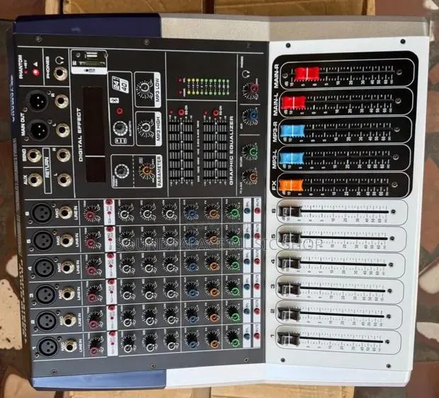 Yamaha KV-603/USB 6channel Professional Powered Audio Mixer · Photo 1