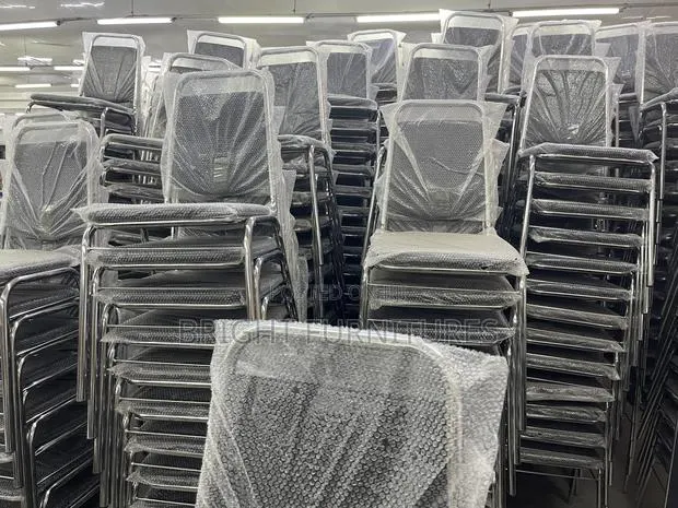 Auditorium/Conference /Dining Chairs · Photo 1