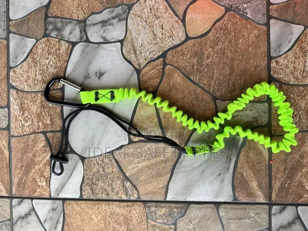 Coiled Tool Lanyard (Safety Tool Tether With Carabiner) · Photo 1