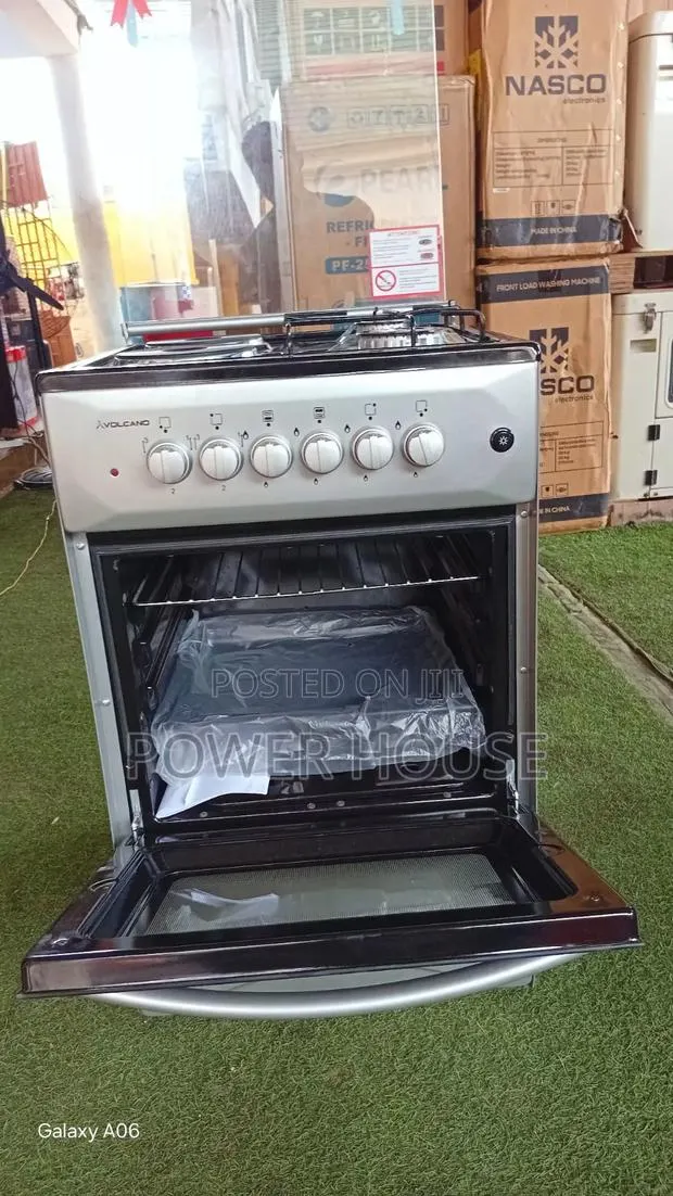 2 Electric 2Gas Cooker With Spacious Oven Perfect for Every Home · Photo 1