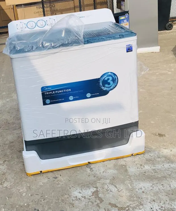Aqua-Spin Midea White Twintub 18kg WashingMachine · Photo 1
