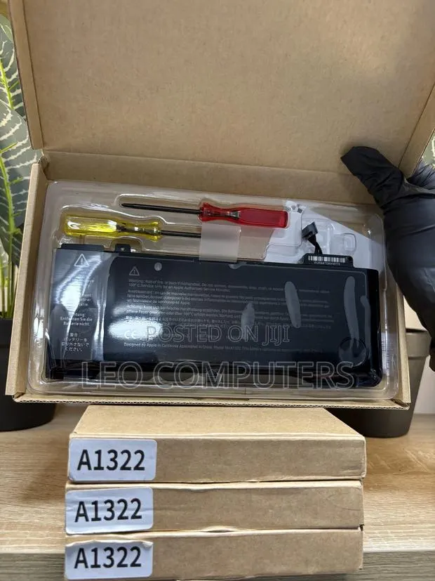 MacBook Pro 13inches 2009-2012 A1322 Battery · Photo 1