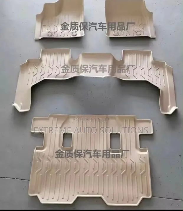 Waterproof Floor Mats for Toyota Land Cruiser 2023 · Photo 1