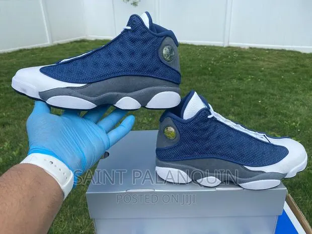 Air Jordan 13 · Photo 1