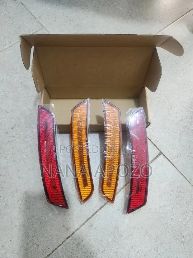Chevrolet Camaro Side Light 4 Sets for 2016 - 2024 · Photo 1
