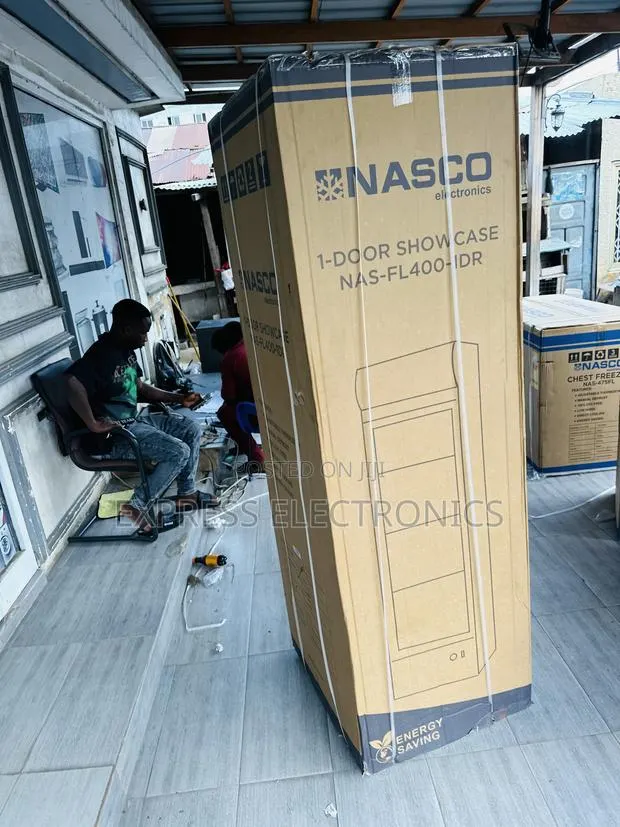 Ultra Modern Nasco Nas-Fl400-1dr Nasco Display Fridge · Photo 1