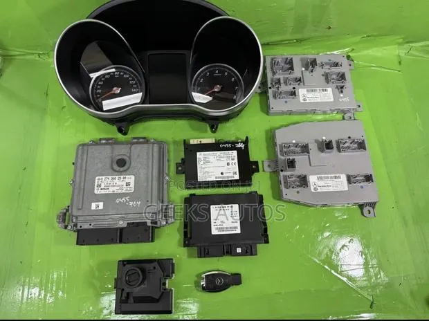 Mercedes GLC 2015-2019 System · Photo 1