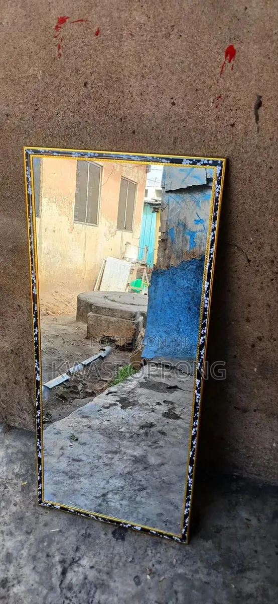 Dressing Mirror for Sale · Photo 1