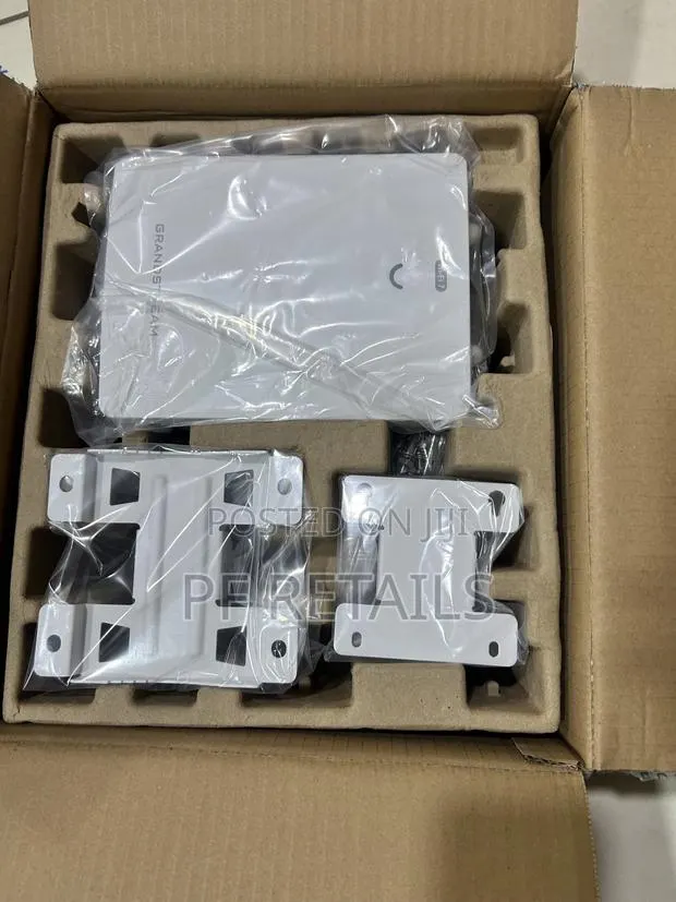 Grandstream Wifi 7 GWN7670LR · Photo 1