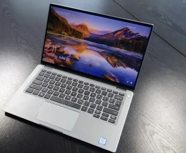 Laptop Dell Latitude 7400 16GB Intel Core i7 SSD 256GB · Photo 1