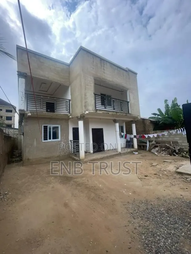 4bdrm Duplex in Pokuase for sale · Photo 1