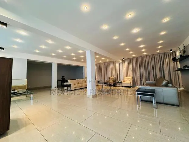 6bdrm Villa in Cantonments for rent · Photo 1