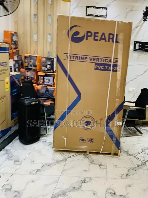Choose New Pearl PVC-730-2b 610-Liter Double-Door Glass Display · Photo 1