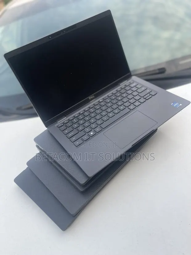 Laptop Dell Latitude 7420 16GB Intel Core i5 SSD 256GB · Photo 1