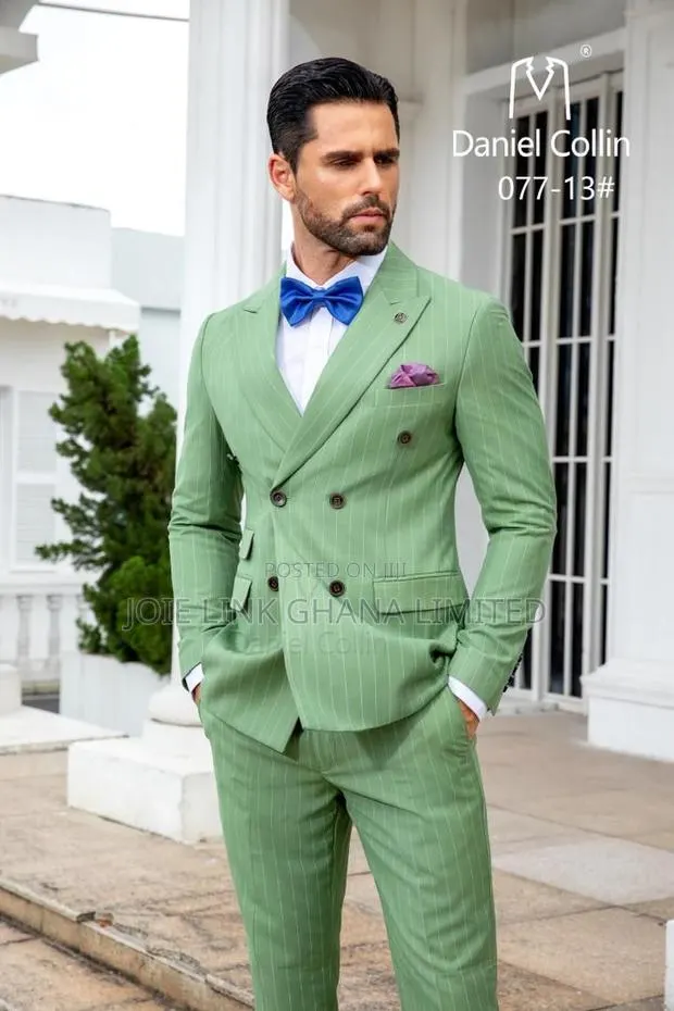 Quality Double Breasted Suit · Photo 1