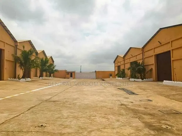 Warehouses Available for Rent in TEMA · Photo 1