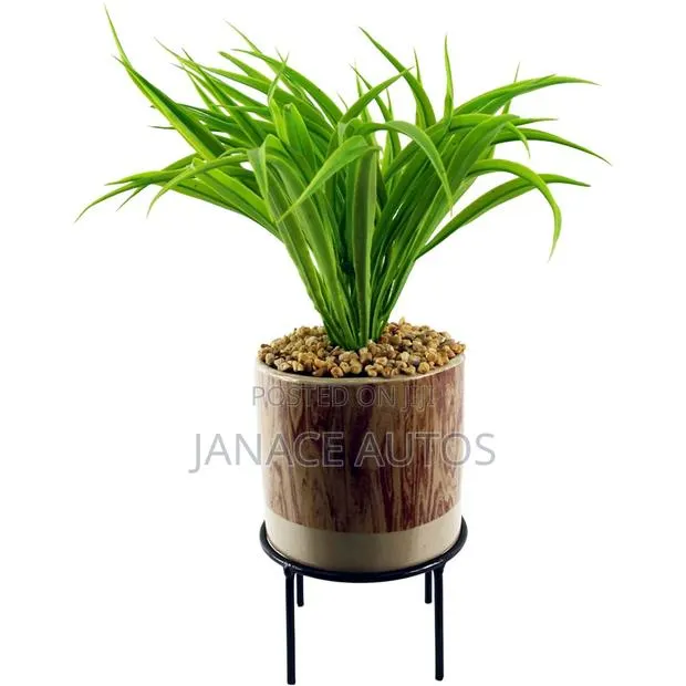 Leaf Artificial Grass in Ceramic Planter and Metal Stand 35cm · Photo 1
