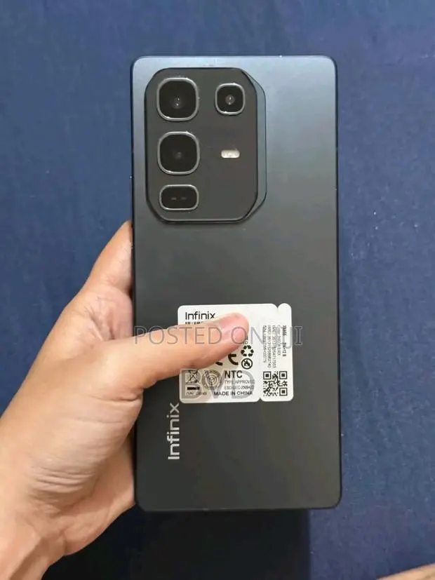 Infinix Note 50 4G 256 GB Black · Photo 1