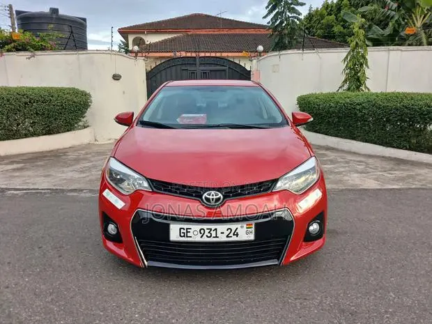 Toyota Corolla S 4dr Sedan (1.8L 4cyl CVT) 2016 Red
