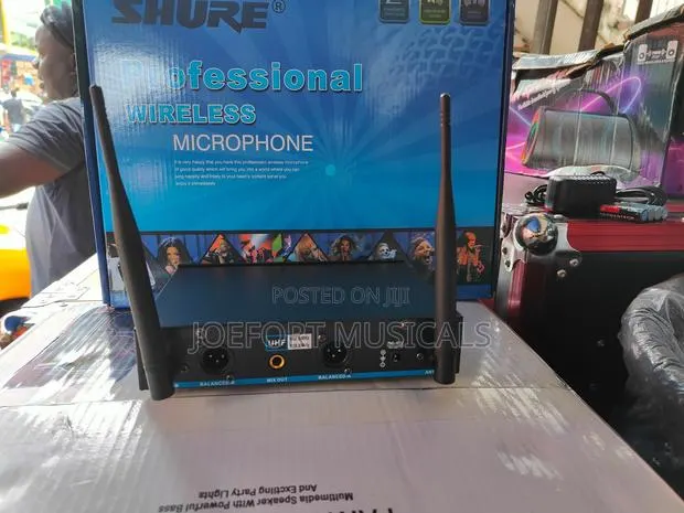 Shure U3600 · Photo 1