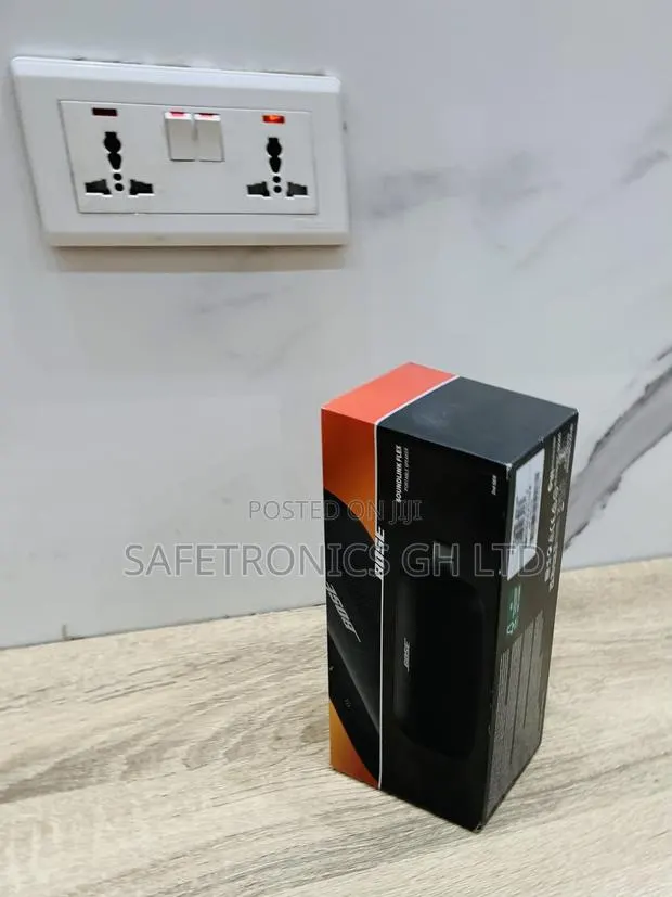 Fabulous Bose SoundLink Flex Bluetooth Speaker · Photo 1