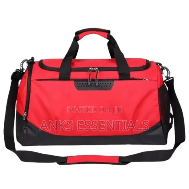 Stylish Multi-Compartment Gym Bag – Durable Spacious · Photo 1
