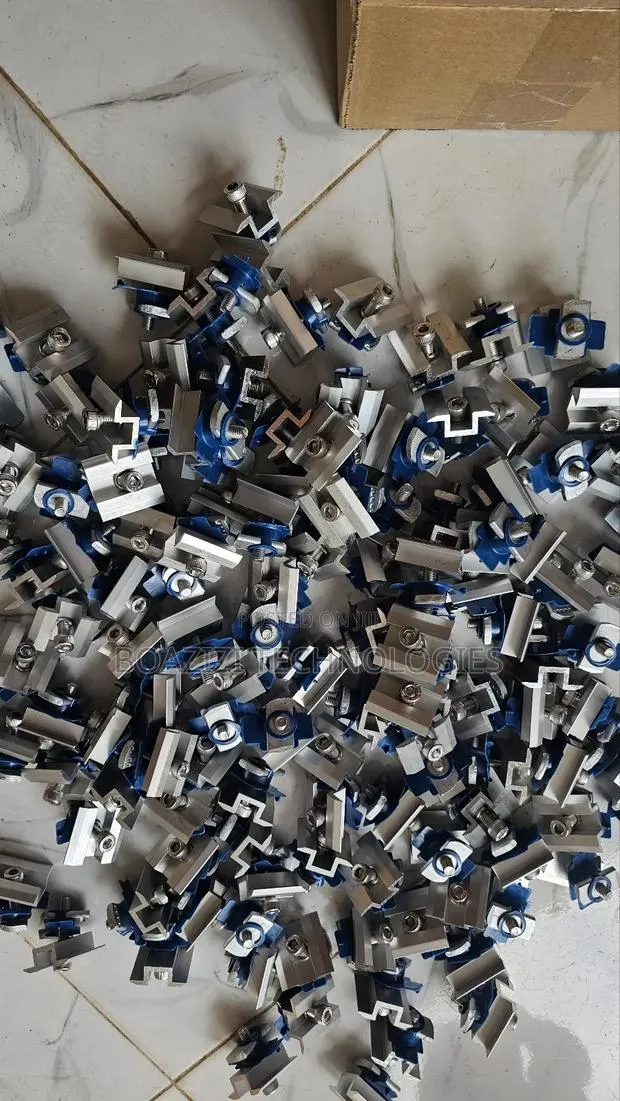 Solar Panels Middle Clamps and End Clamps · Photo 1