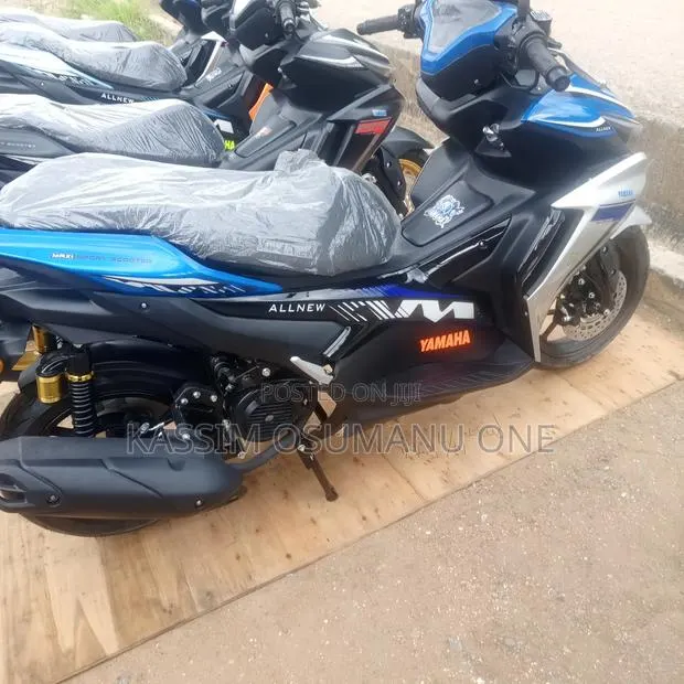 New Yamaha NMAX 155 2024 Blue · Photo 3