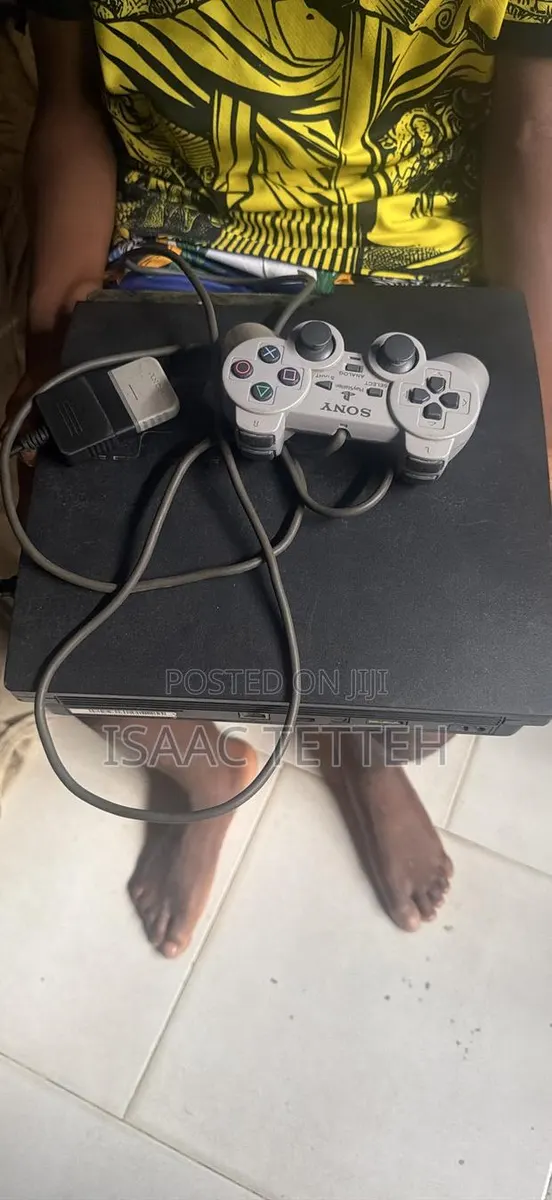 Play Station 3 Console With All Accessories 20 Games and 500gb · Photo 1