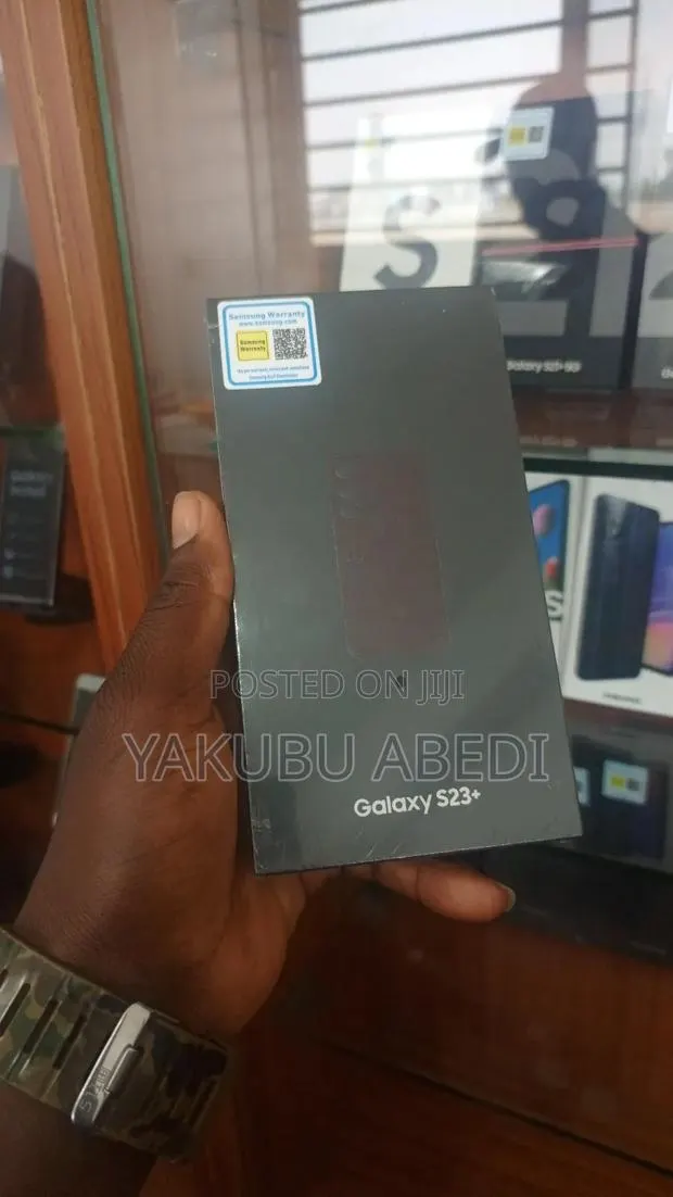 New Samsung Galaxy S23 Plus 256 GB Black · Photo 1