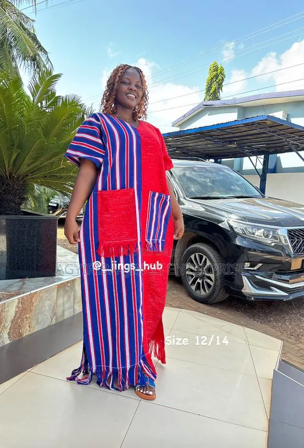 Red and Blue Smock Dress · Photo 1