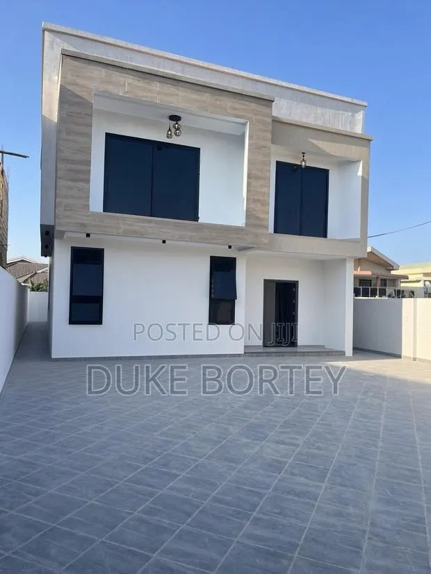 4bdrm House in , Spintex for sale · Photo 1