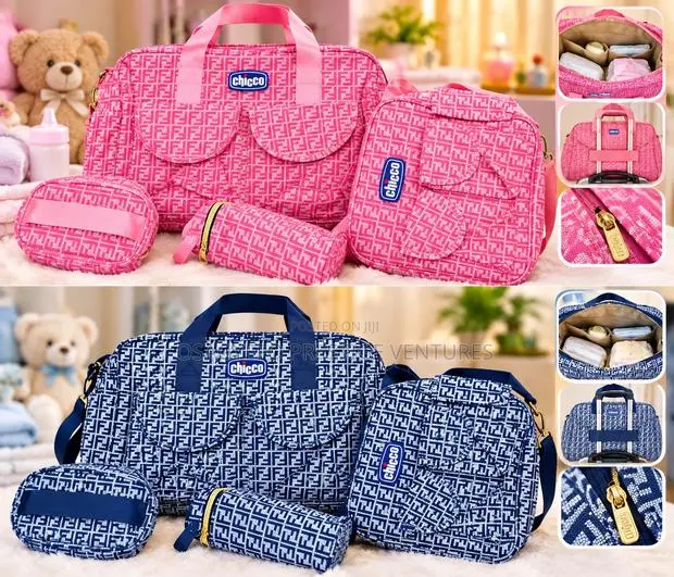 Chicco Multi-Piece Baby Diaper Bag Set · Photo 1