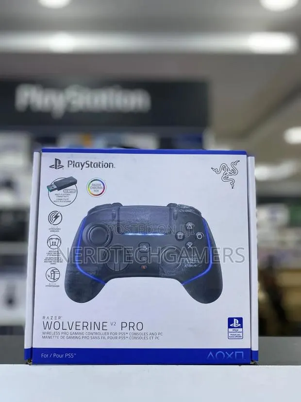 Razer Wolverine V2 Pro · Photo 1