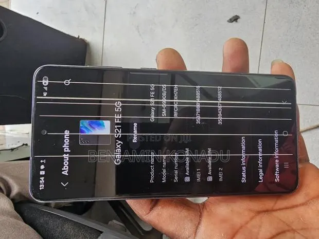Samsung Galaxy S21 FE 5G 128 GB Black · Photo 1