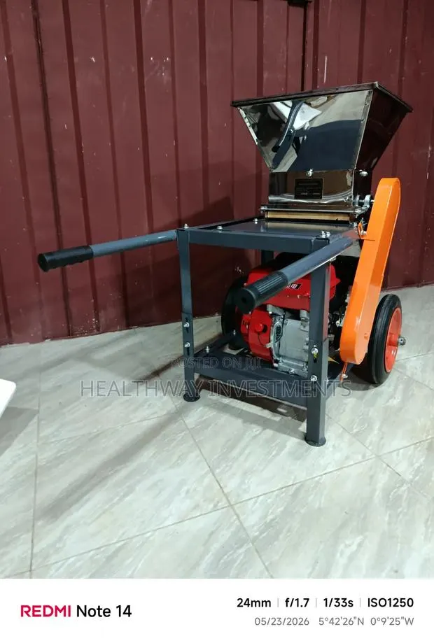 Cassava Grater on Wheels · Photo 1