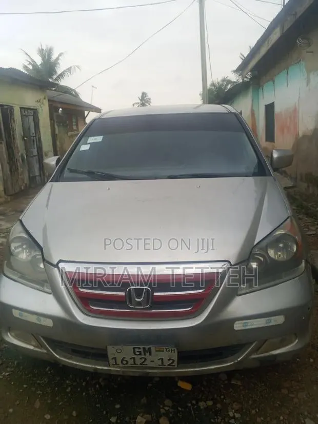 Honda Odyssey EX 2010 Silver · Photo 1