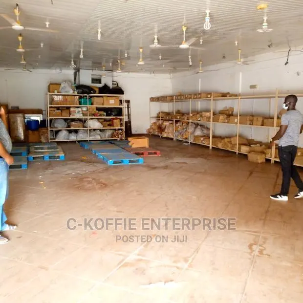 500sqm Warehouse at Achimota · Photo 1