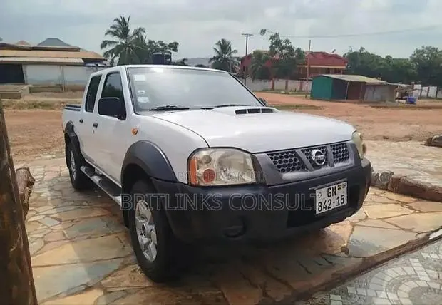 Picky Up Trucks Available for Rentals Toyota Nissan Pickup! · Photo 1