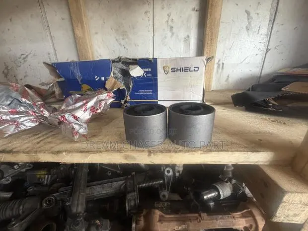 Accord,crv ,Civic ,Acura Lower Arm Bushing · Photo 1
