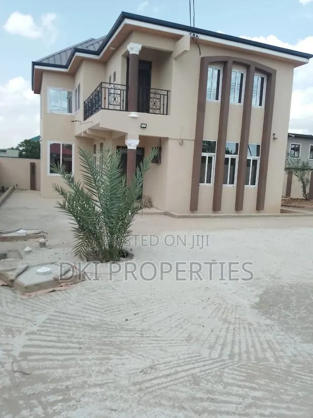 3bdrm House in Dki Properties, Valley View Area for rent · Photo 1