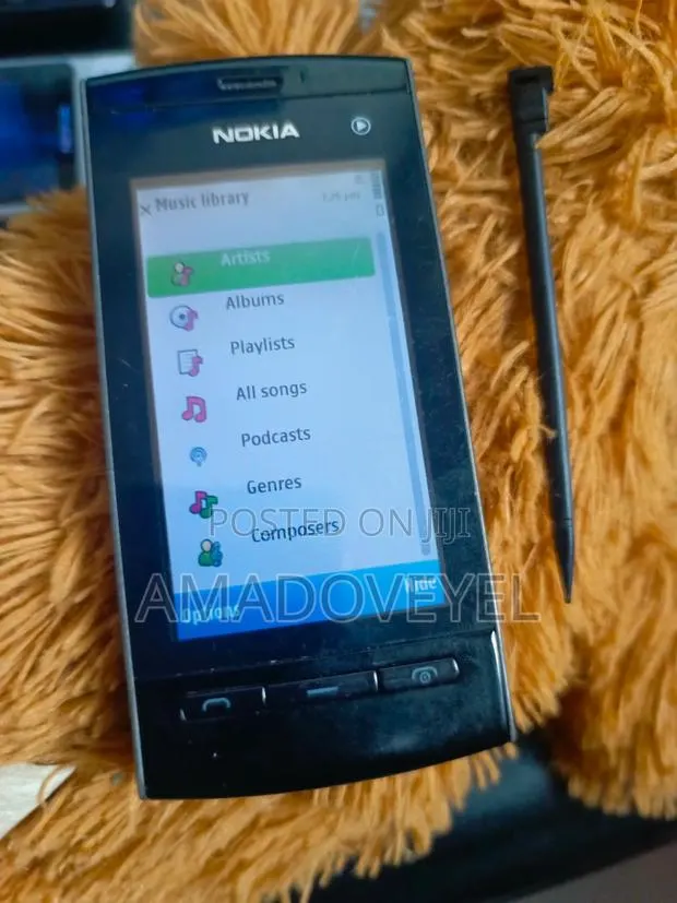 Nokia 5250 Gray · Photo 1
